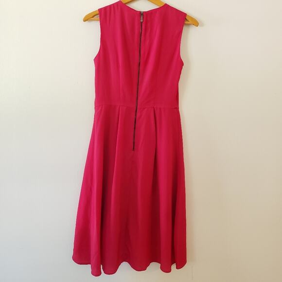 Vince Camuto Wrap Style Flowy Sleeveless Valentines Dress Red 4 - Picture 7 of 11